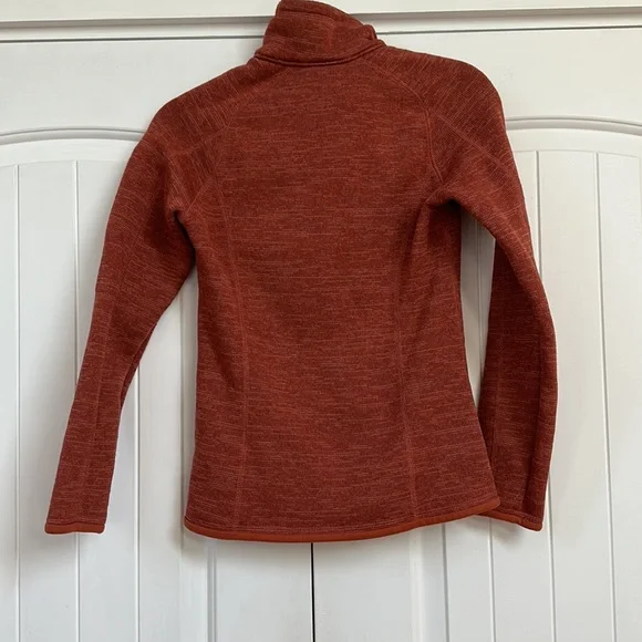 SOLD Patagonia Women's Better Sweater® Fleece Jacket in CEP Celebrity Pink - Picture 13 of 14